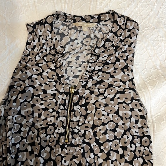 Banana Republic - Dress XS just above knee length - Picture 2 of 2